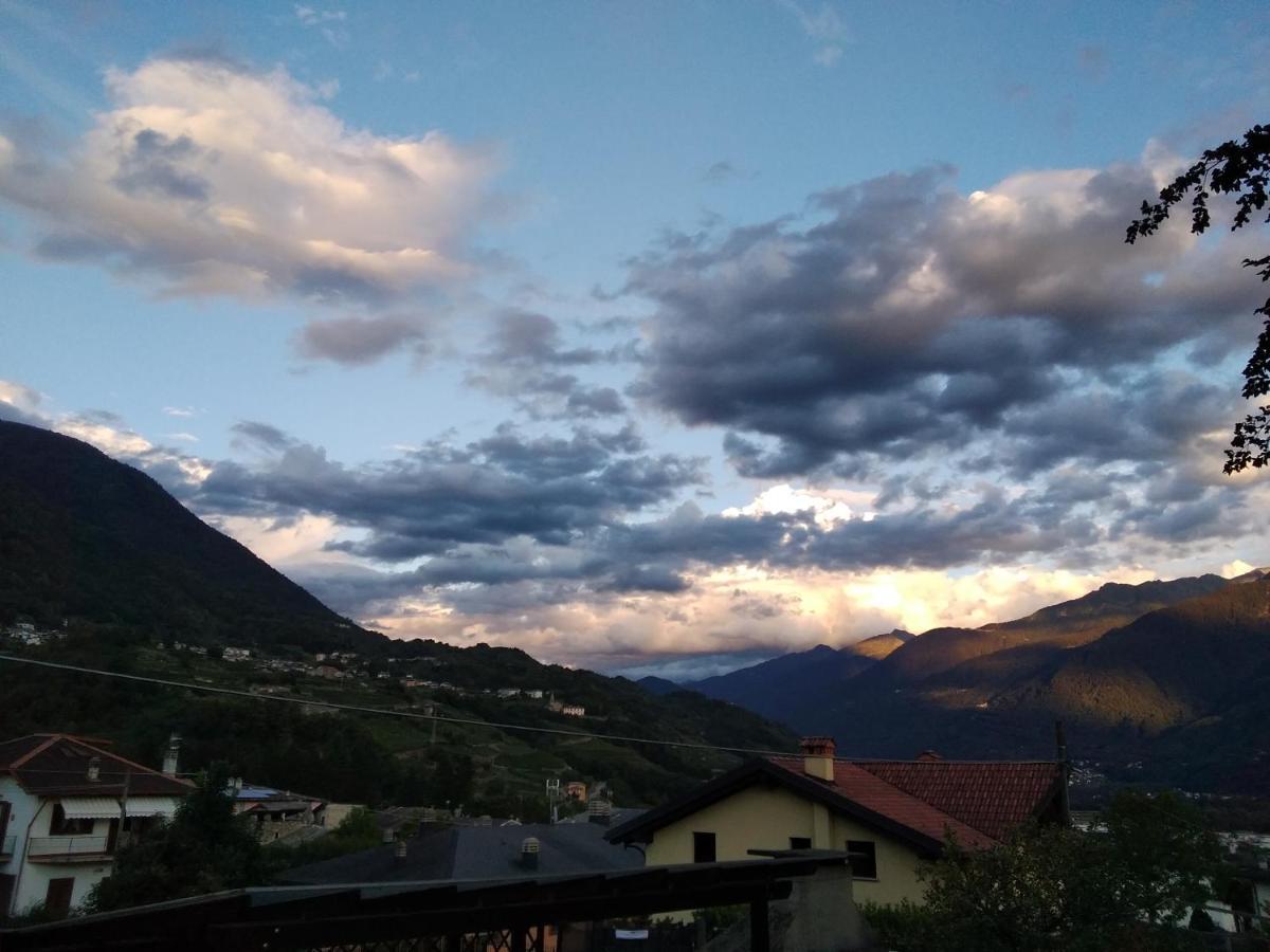 Al Chiar Di Luna B&B Valtellina Chiuro Exterior photo